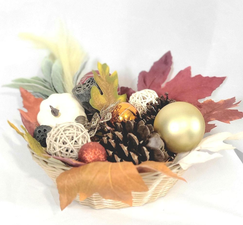 Handcrafted Festive Autumn Decorative Basket table decor cen...