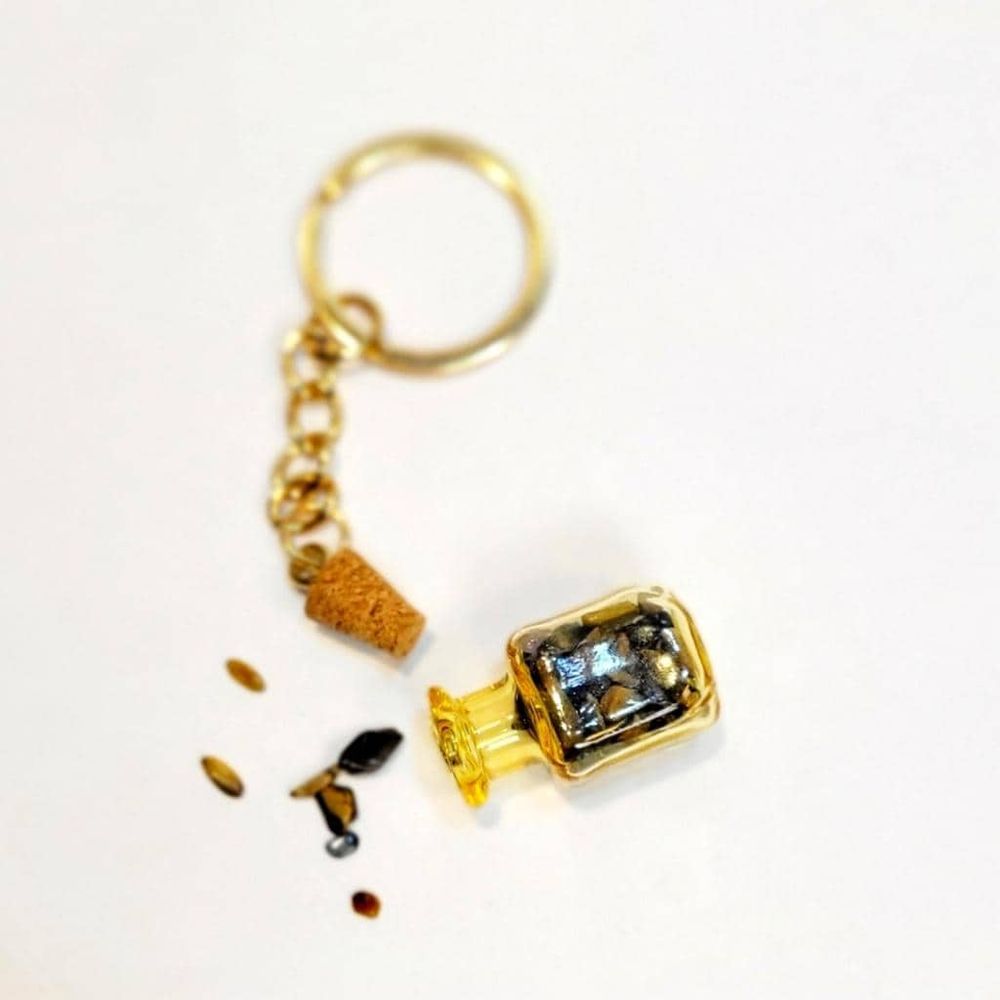 Hand crafted natural Tigers eye crystal mini wish bottle pen...